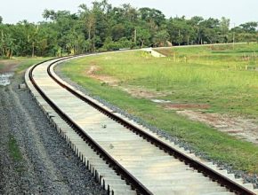 রেল চালুর সিদ্ধান্ত হতে পারে কাল