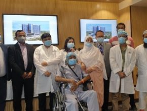 জটিল রোগের বিরলতম চিকিৎসা সফলভাবে সম্পন্ন