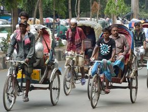 অবৈধ রিকশা বন্ধে লাইসেন্স দিবে সিটি করপোরেশন