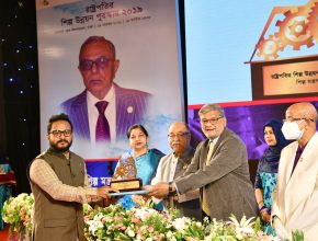 ‘রাষ্ট্রপতির শিল্প উন্নয়ন পুরস্কার’ পেলো ওয়ালটন