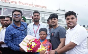শিশু জুনায়েদের বিমানে চড়ার ‘স্বপ্ন পূরণ’ করলো ওয়ালটন প্লাজা